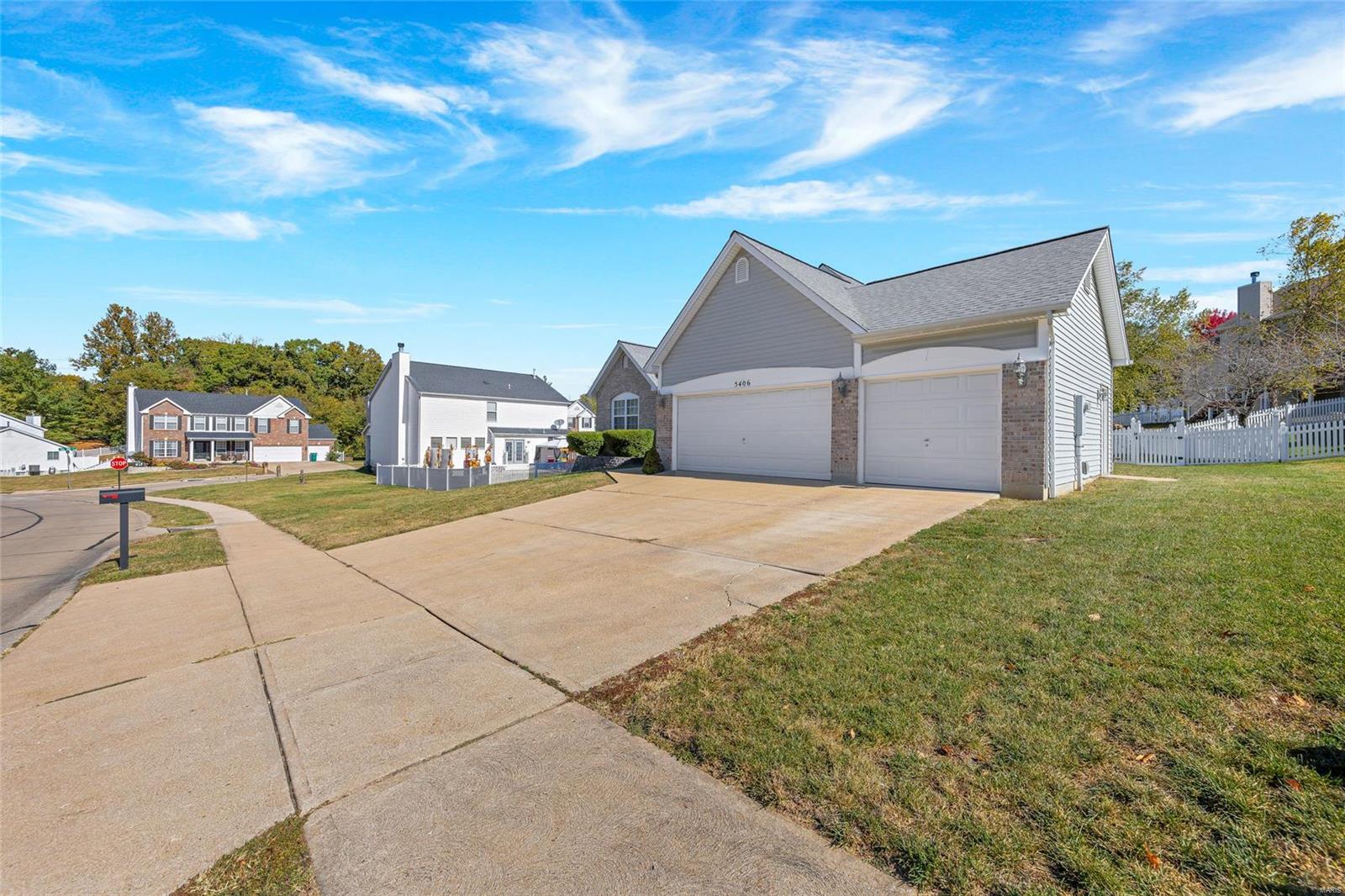 5406 Mystic Oaks Drive