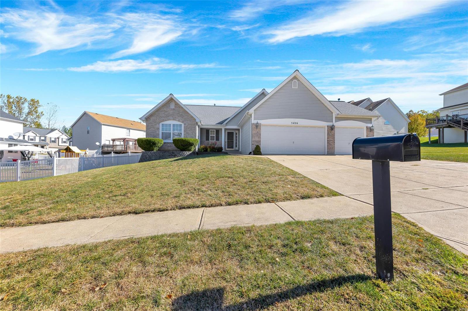 5406 Mystic Oaks Drive
