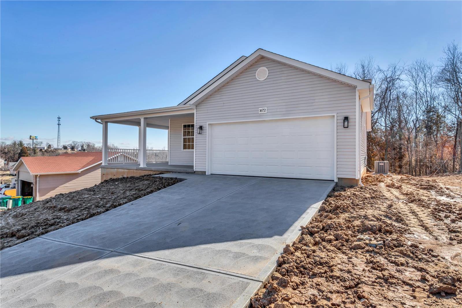 1672 Twelve Oaks Place