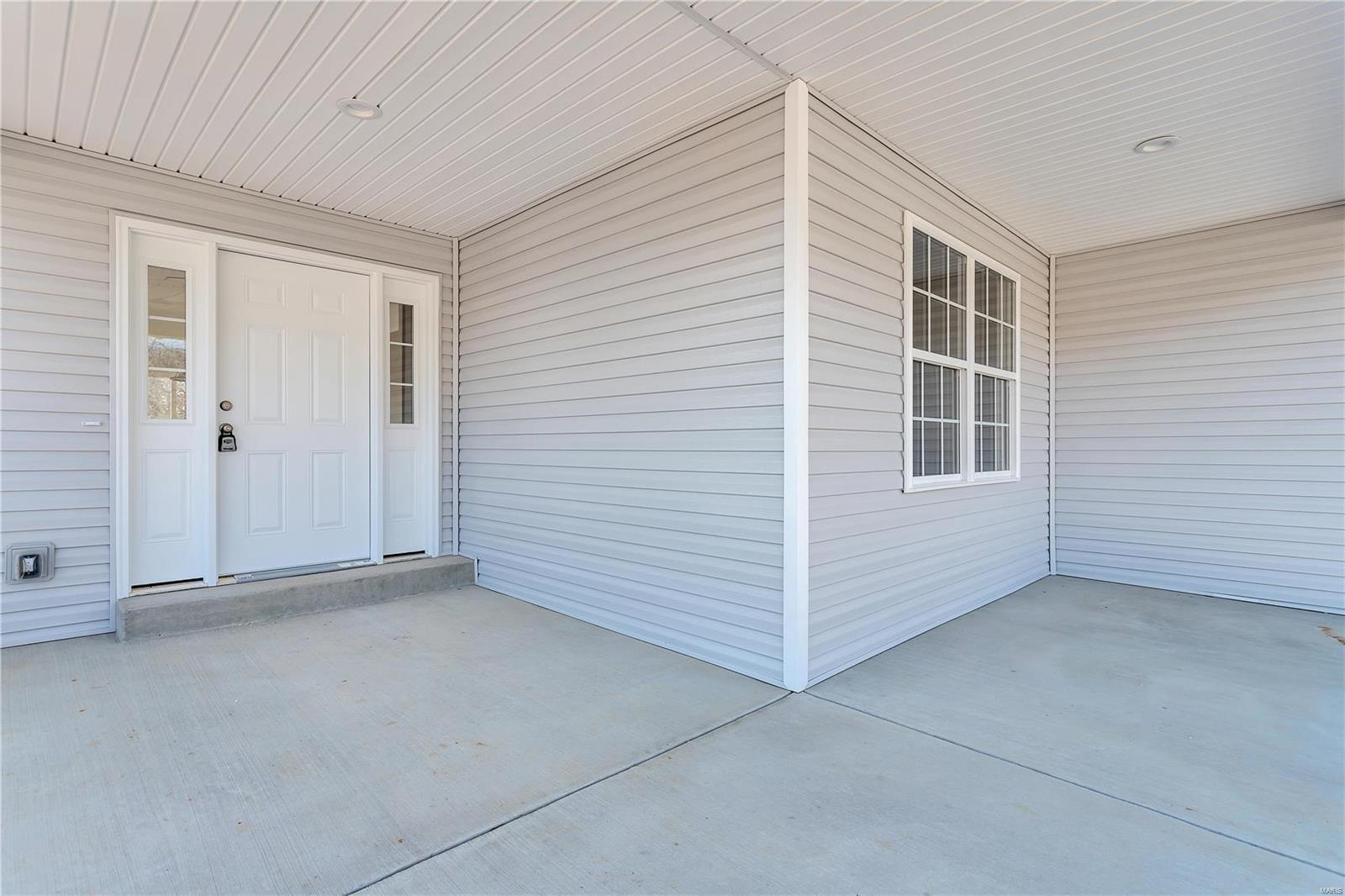 1672 Twelve Oaks Place