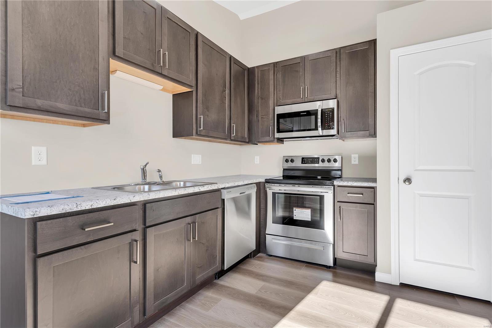 1672 Twelve Oaks Place