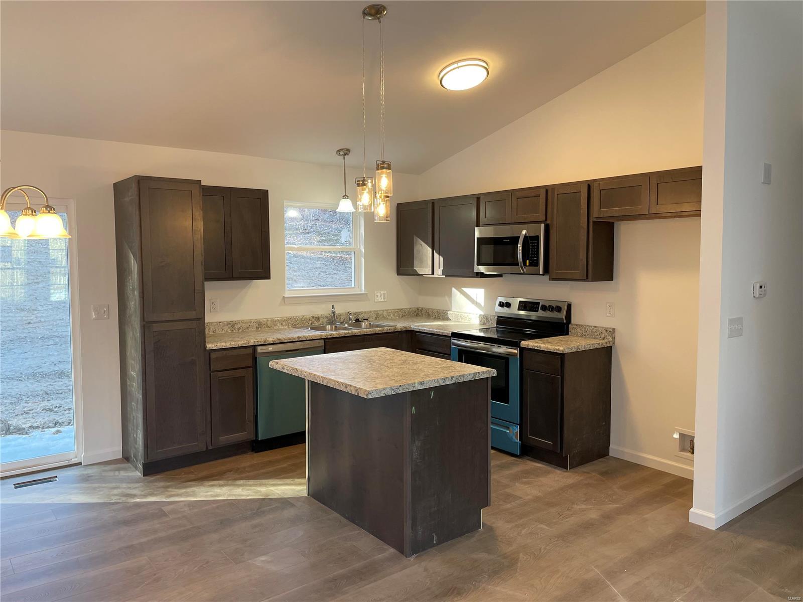 8571 Stone Mountain Court