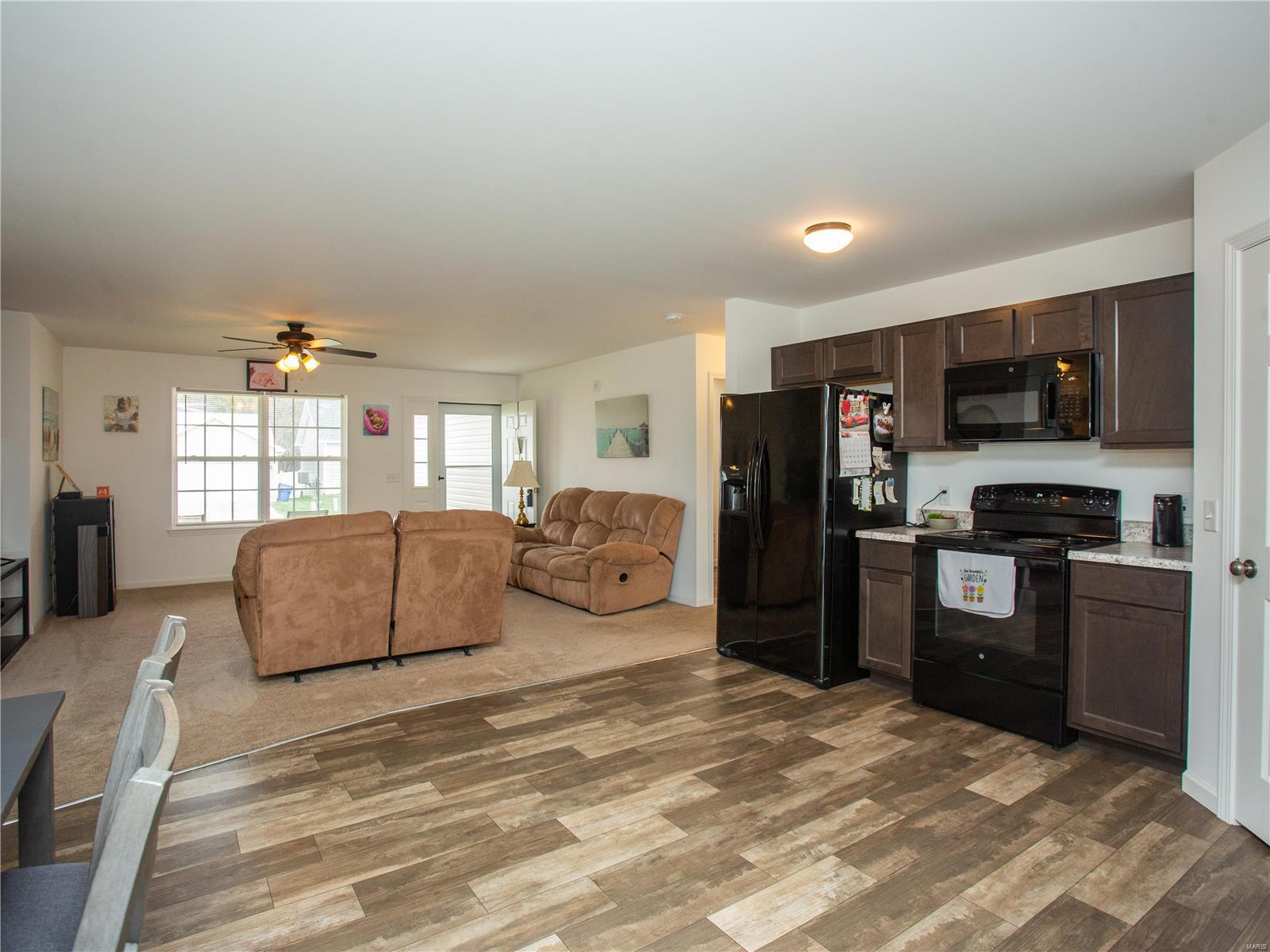 1822 Waters Edge Way