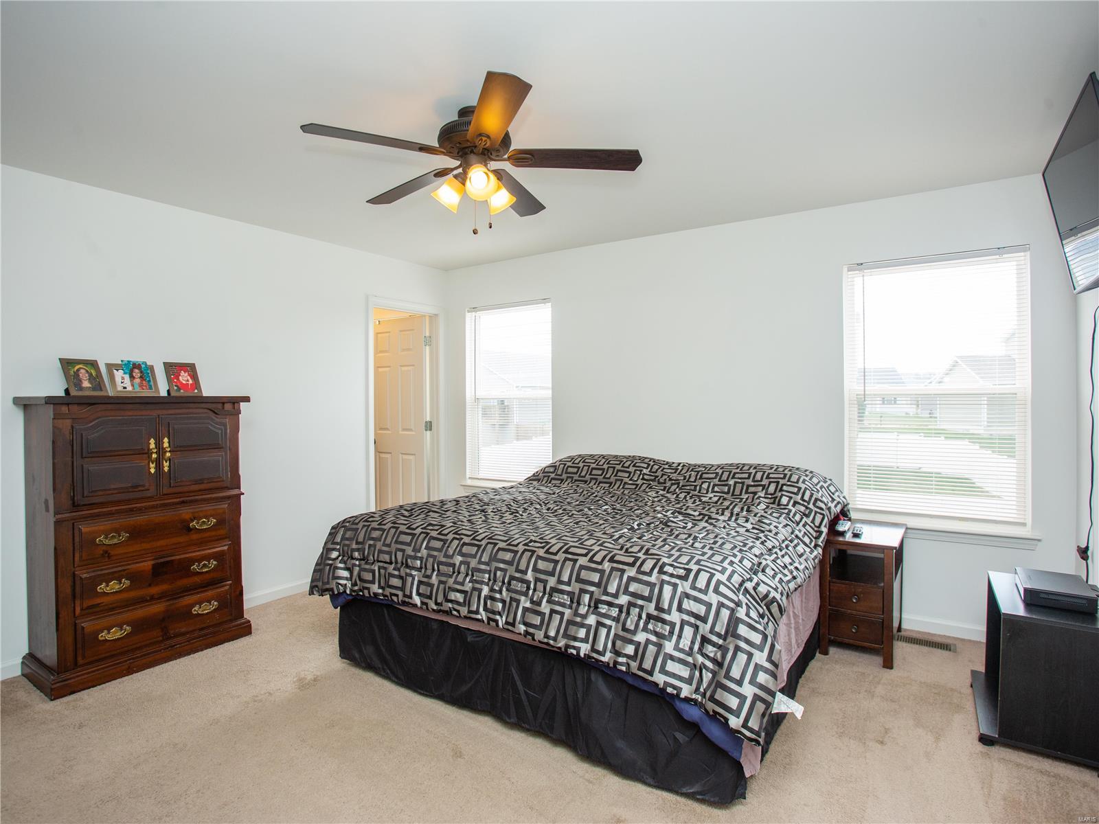 1822 Waters Edge Way