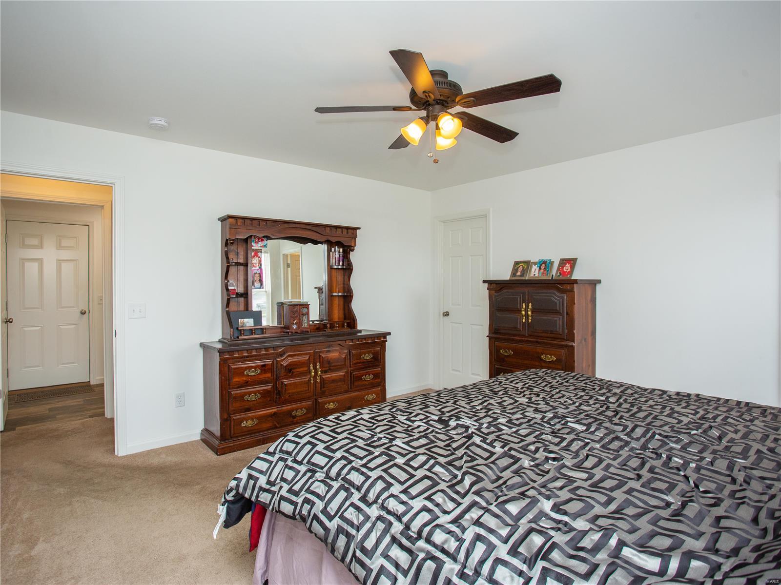1822 Waters Edge Way