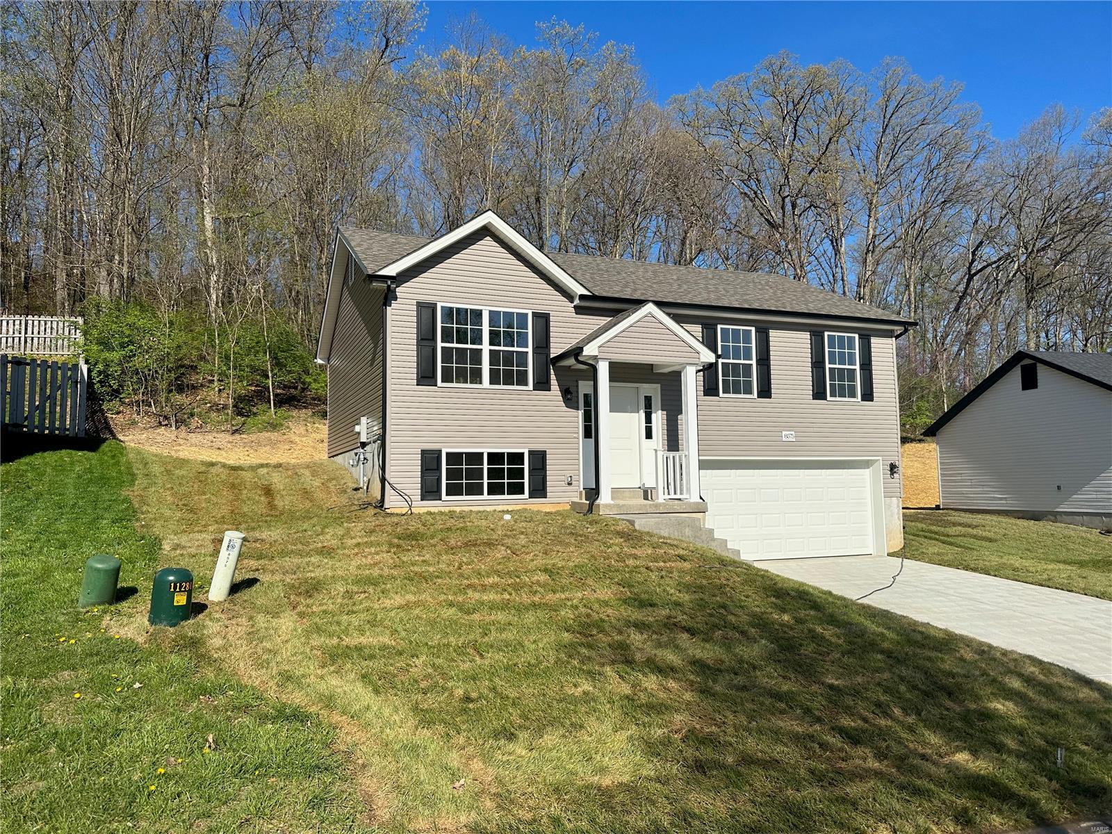 8575 Stone Mountain Court