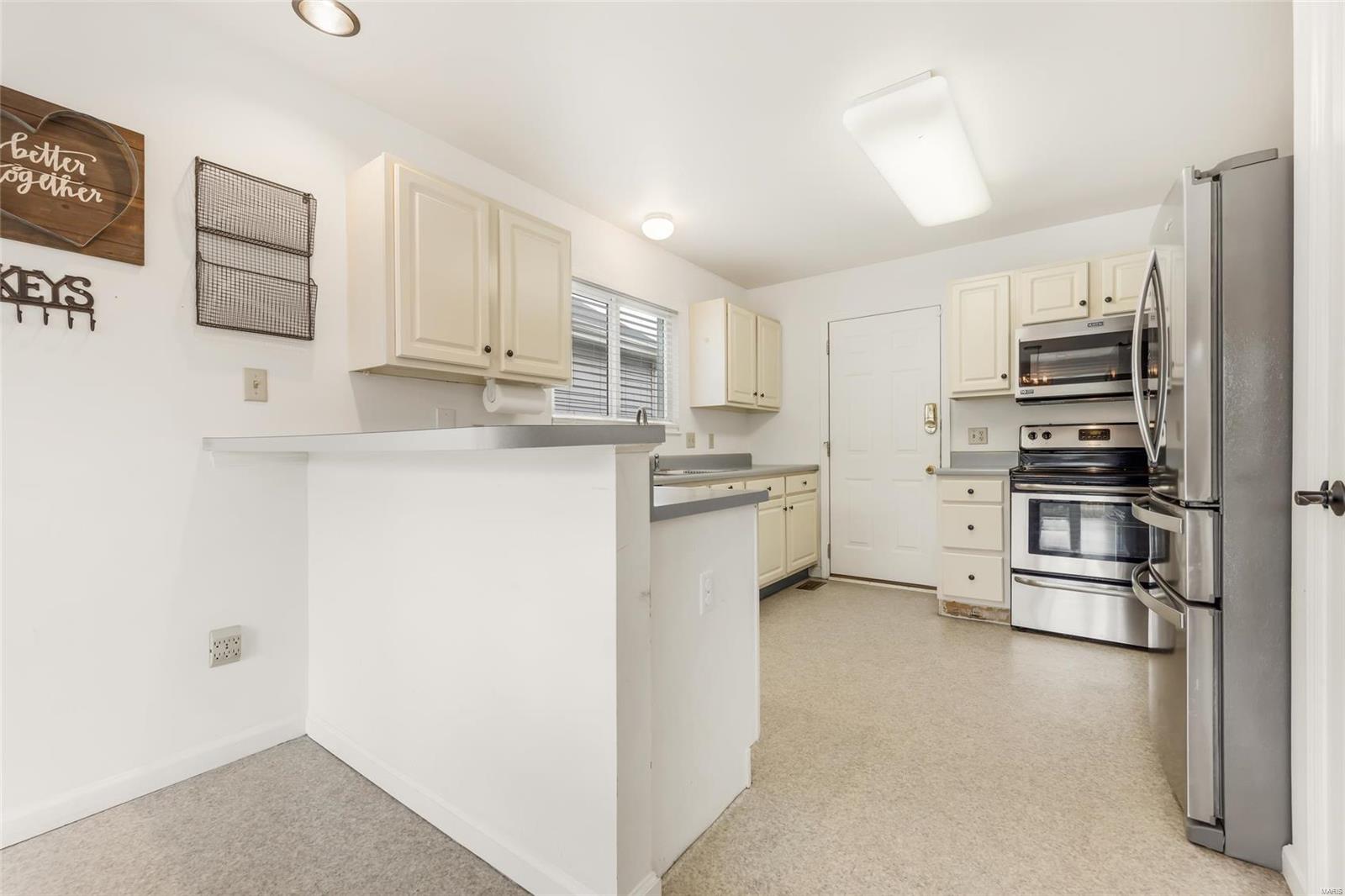 5804 Briarwood Terrace Court