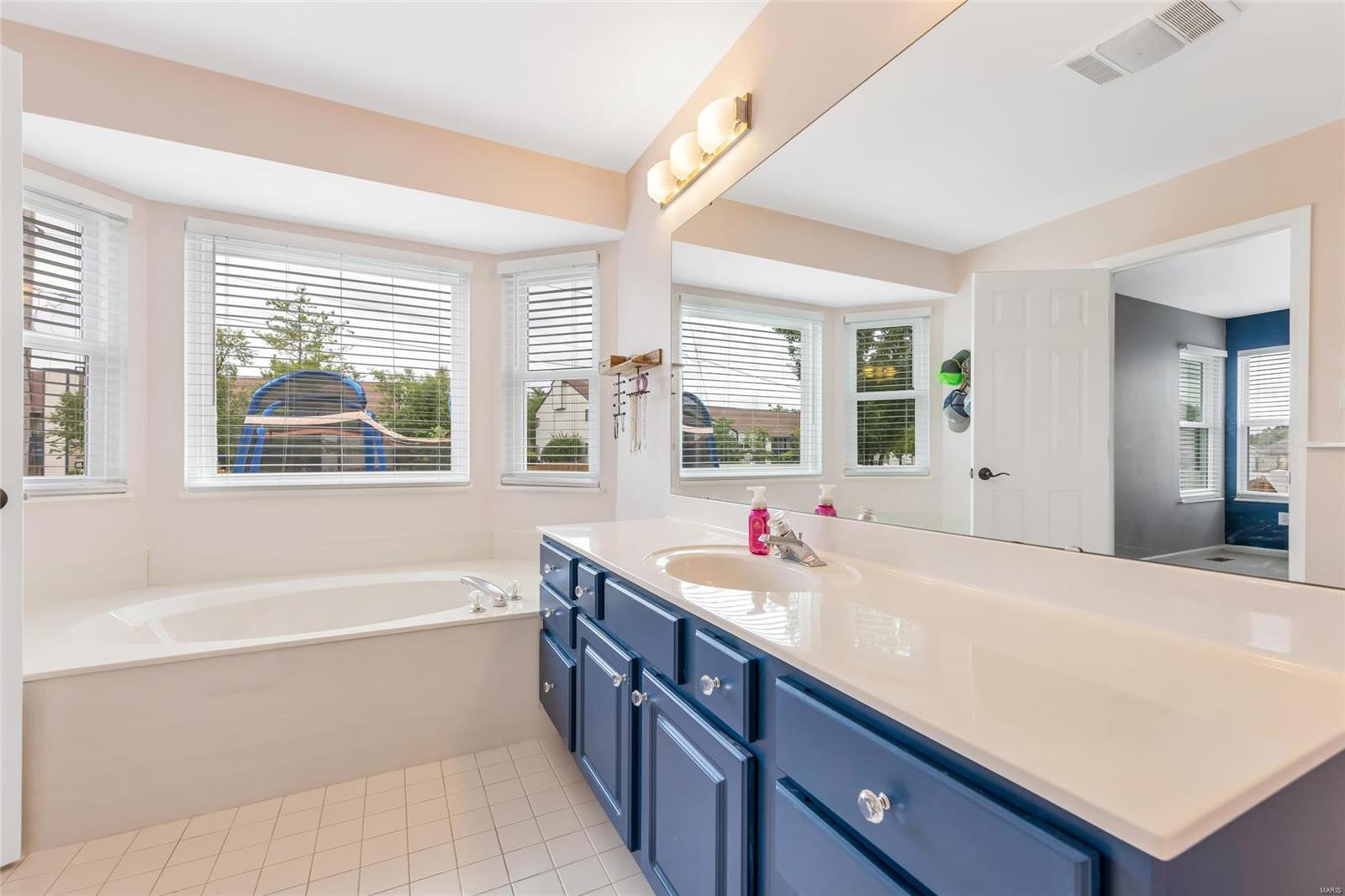 5804 Briarwood Terrace Court