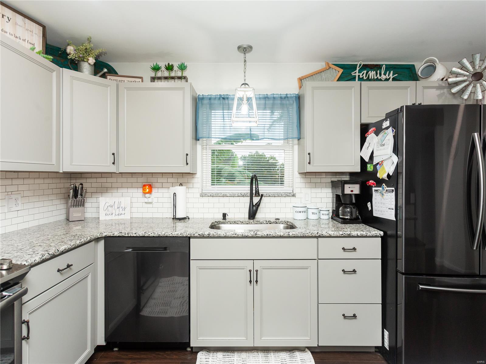 861 Morningside Lane