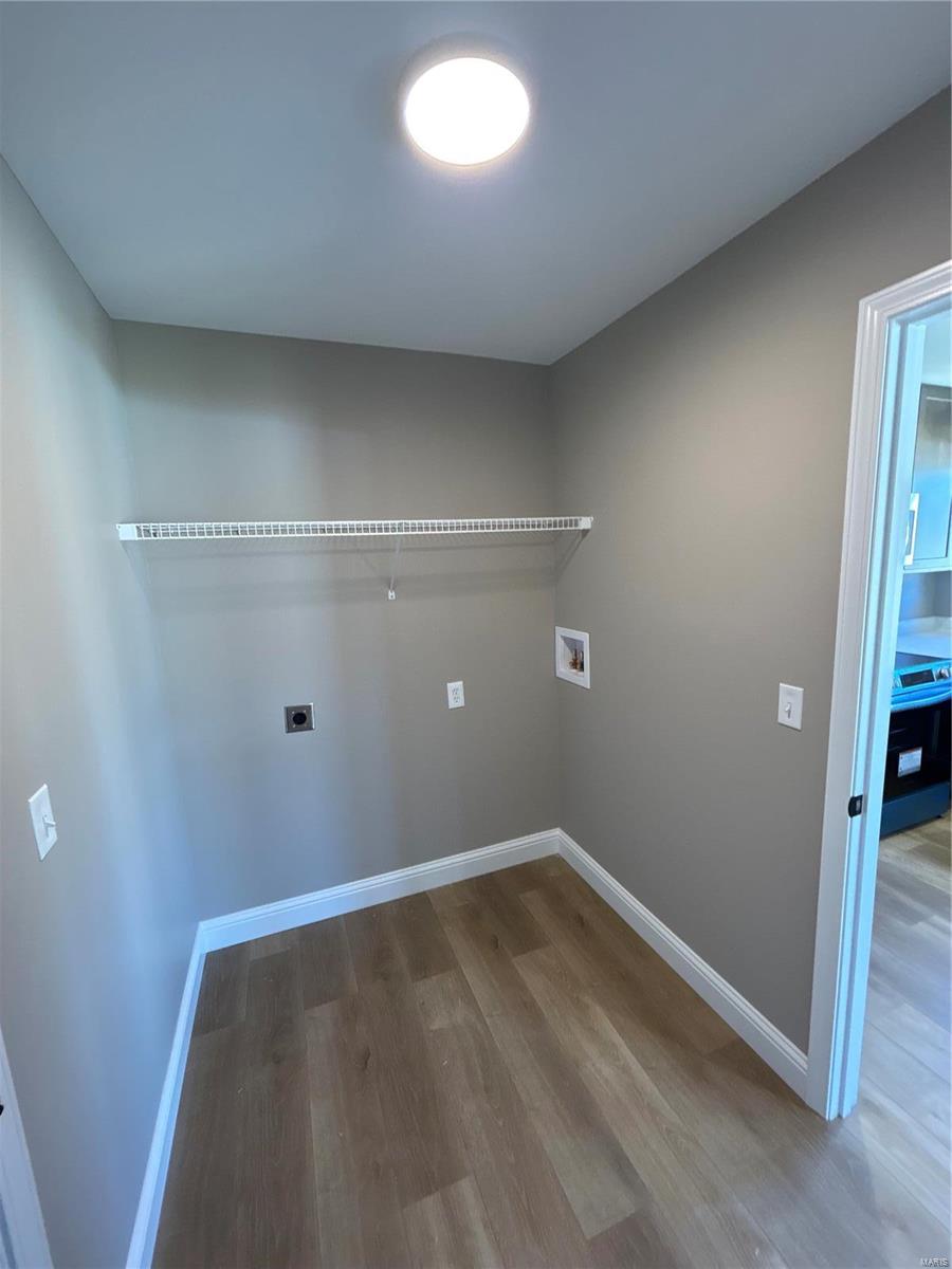 1147 Stone Henge Court