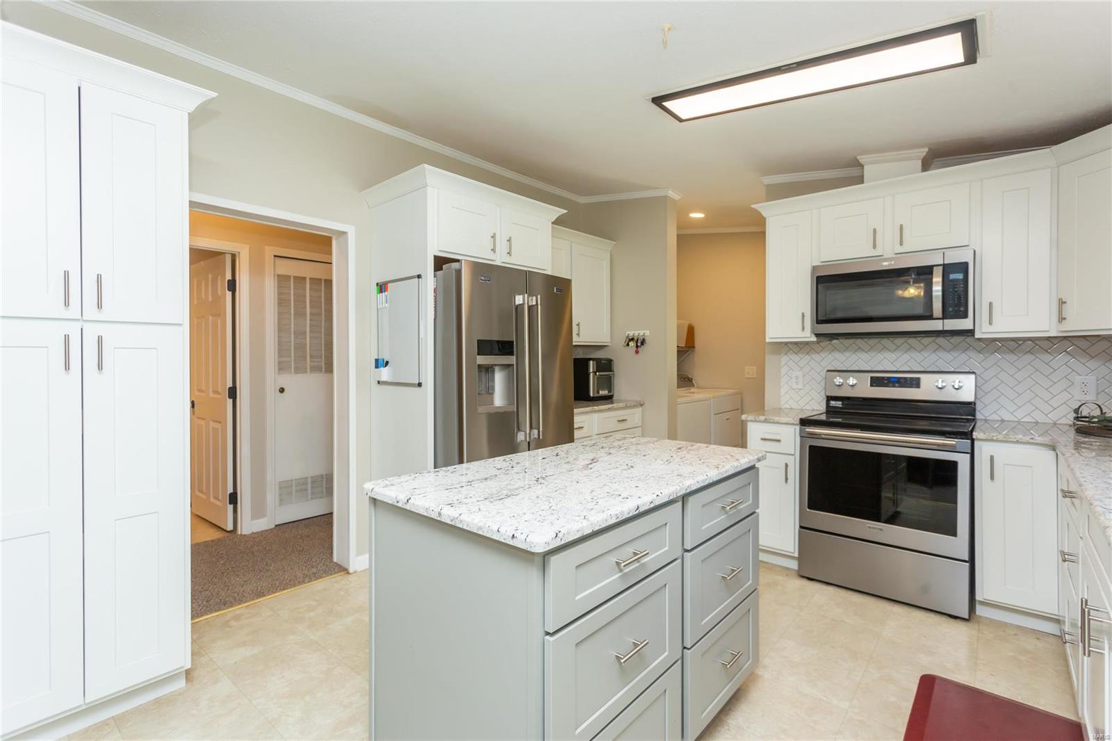 3844 Rock Creek Terr