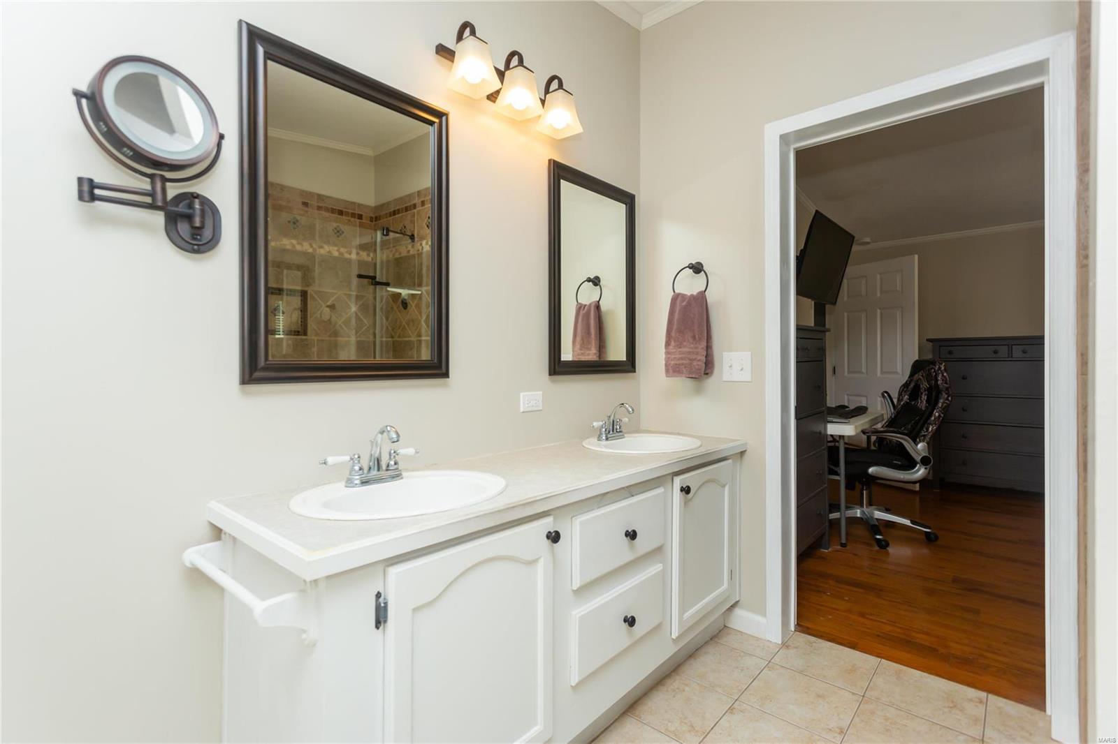 3844 Rock Creek Terr