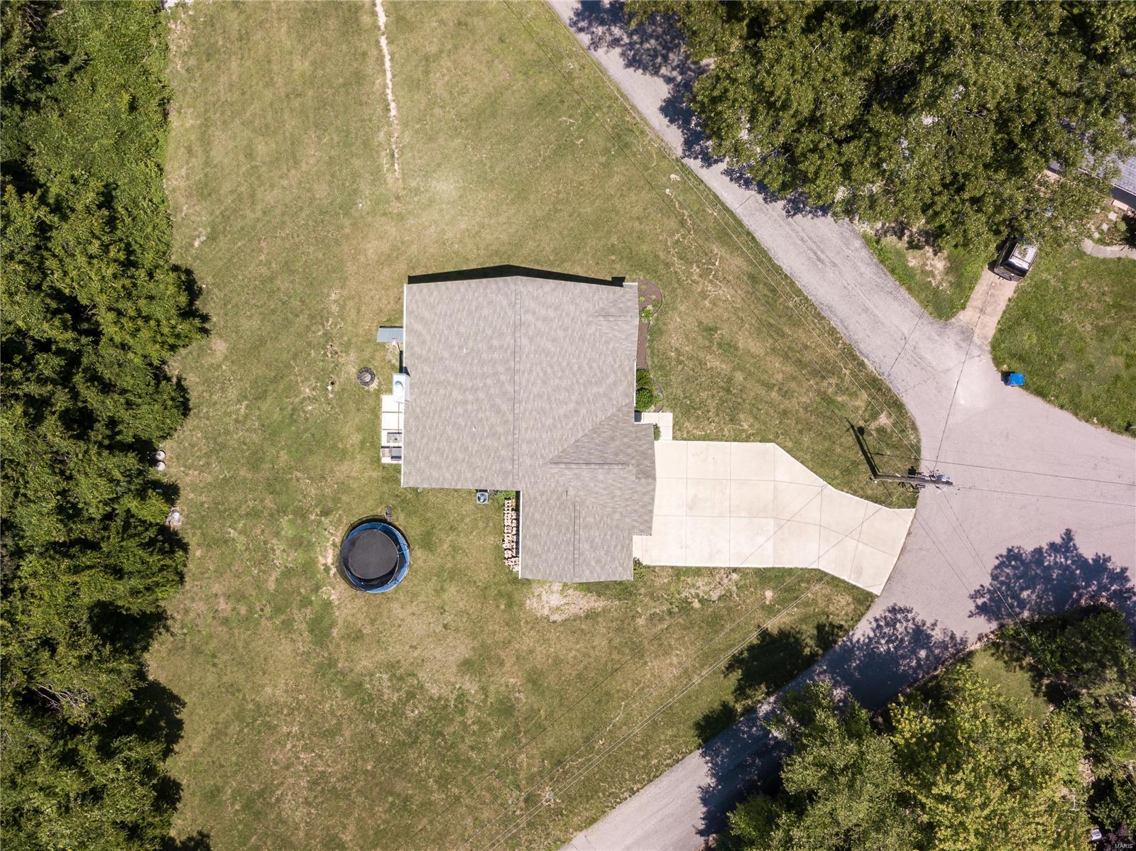 27 Eastview Drive