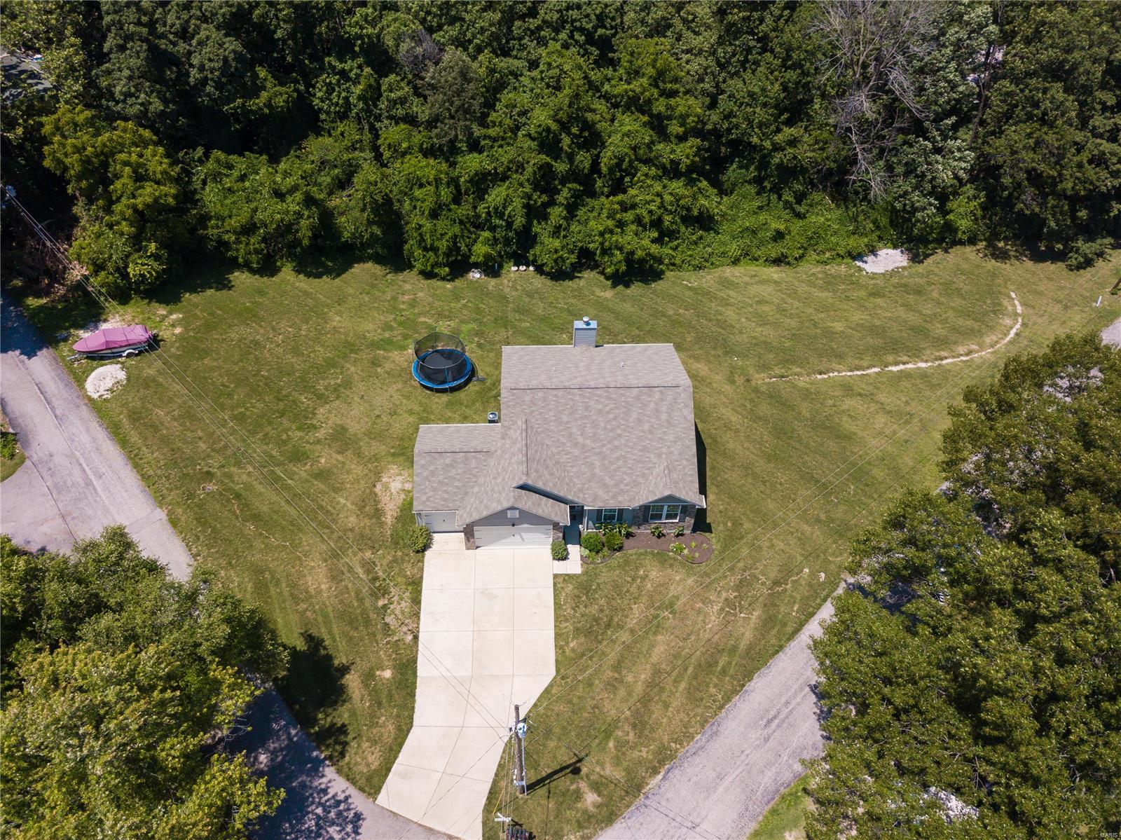 27 Eastview Drive