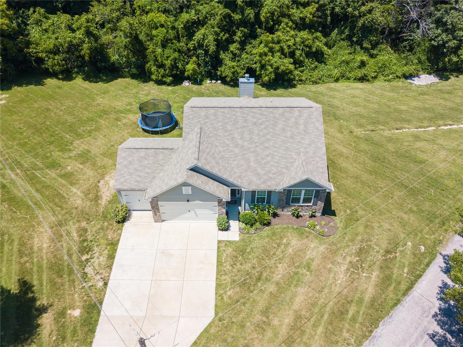 27 Eastview Drive