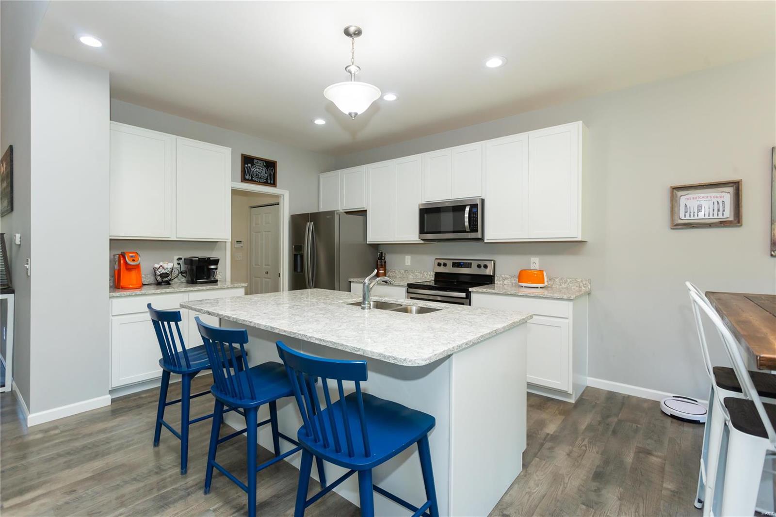 27 Eastview Drive