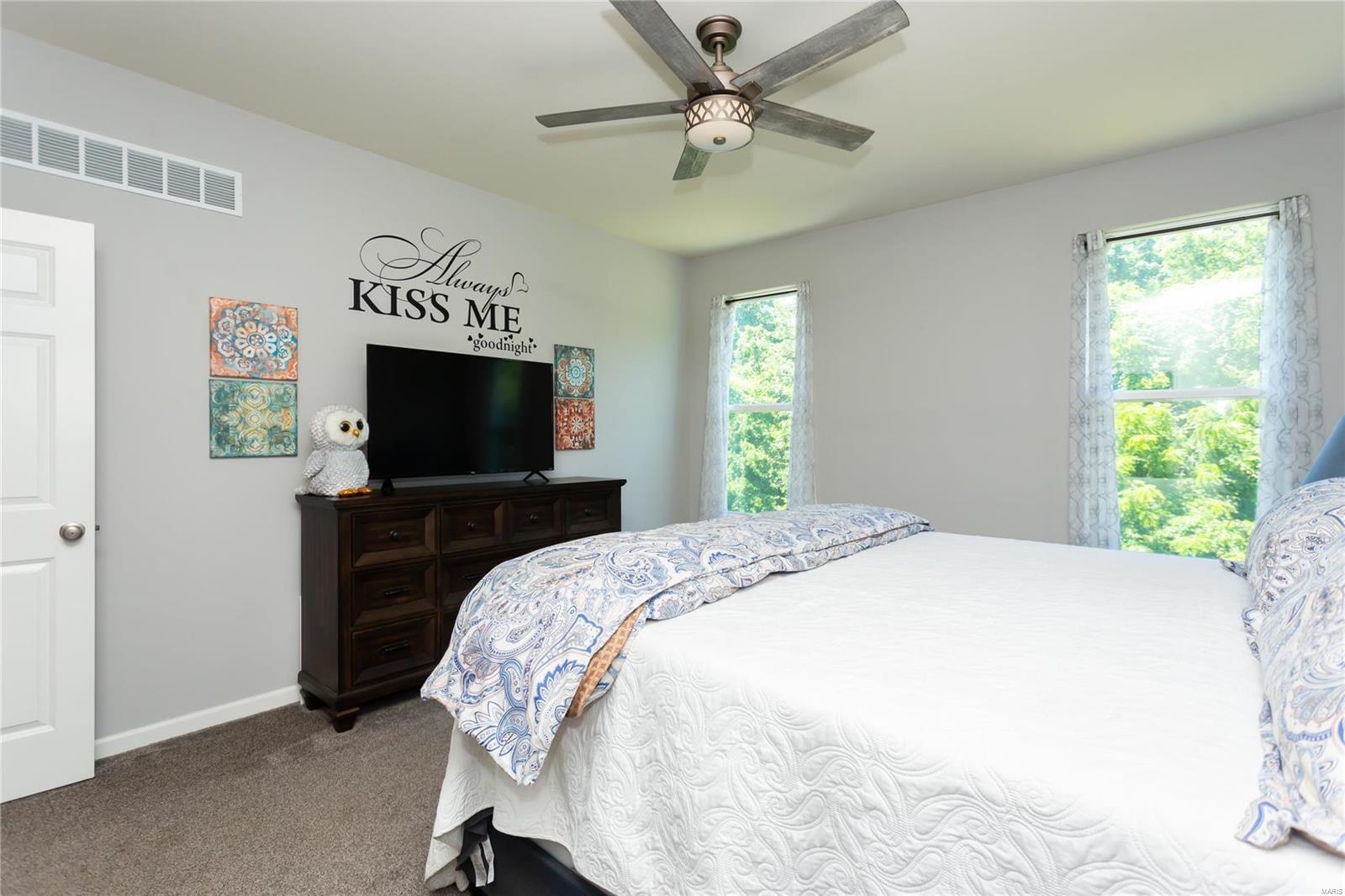 27 Eastview Drive