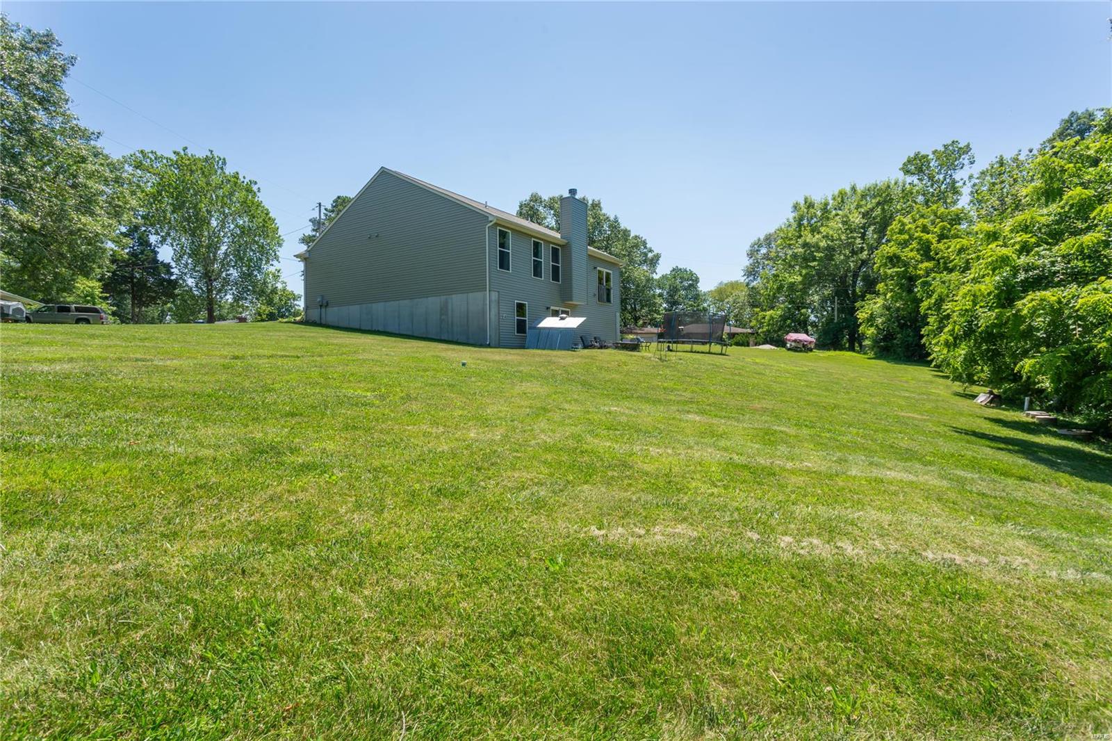 27 Eastview Drive
