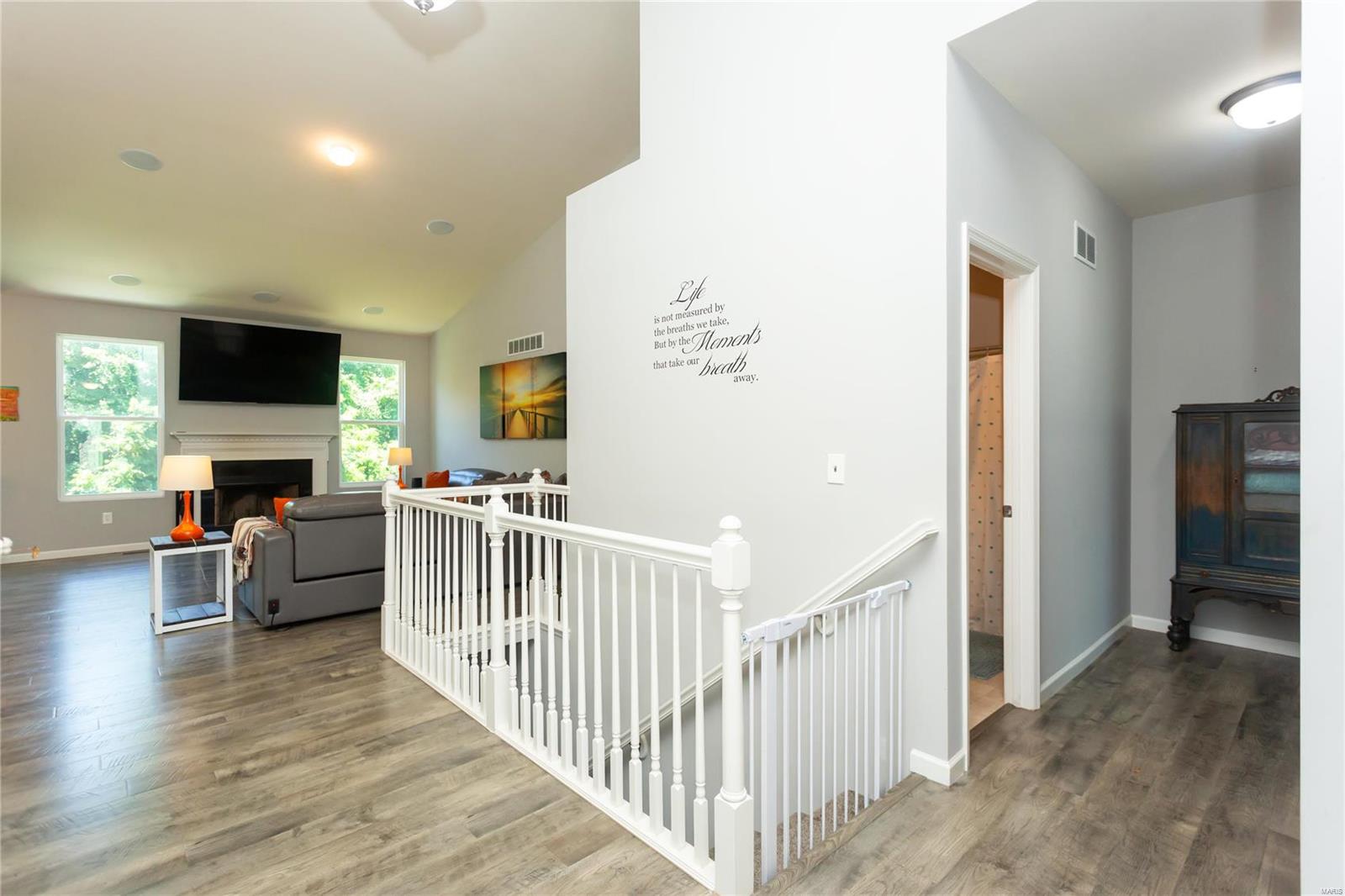 27 Eastview Drive