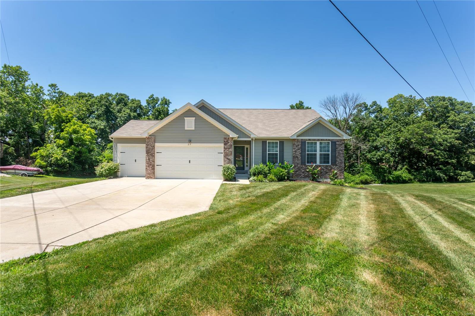 27 Eastview Drive