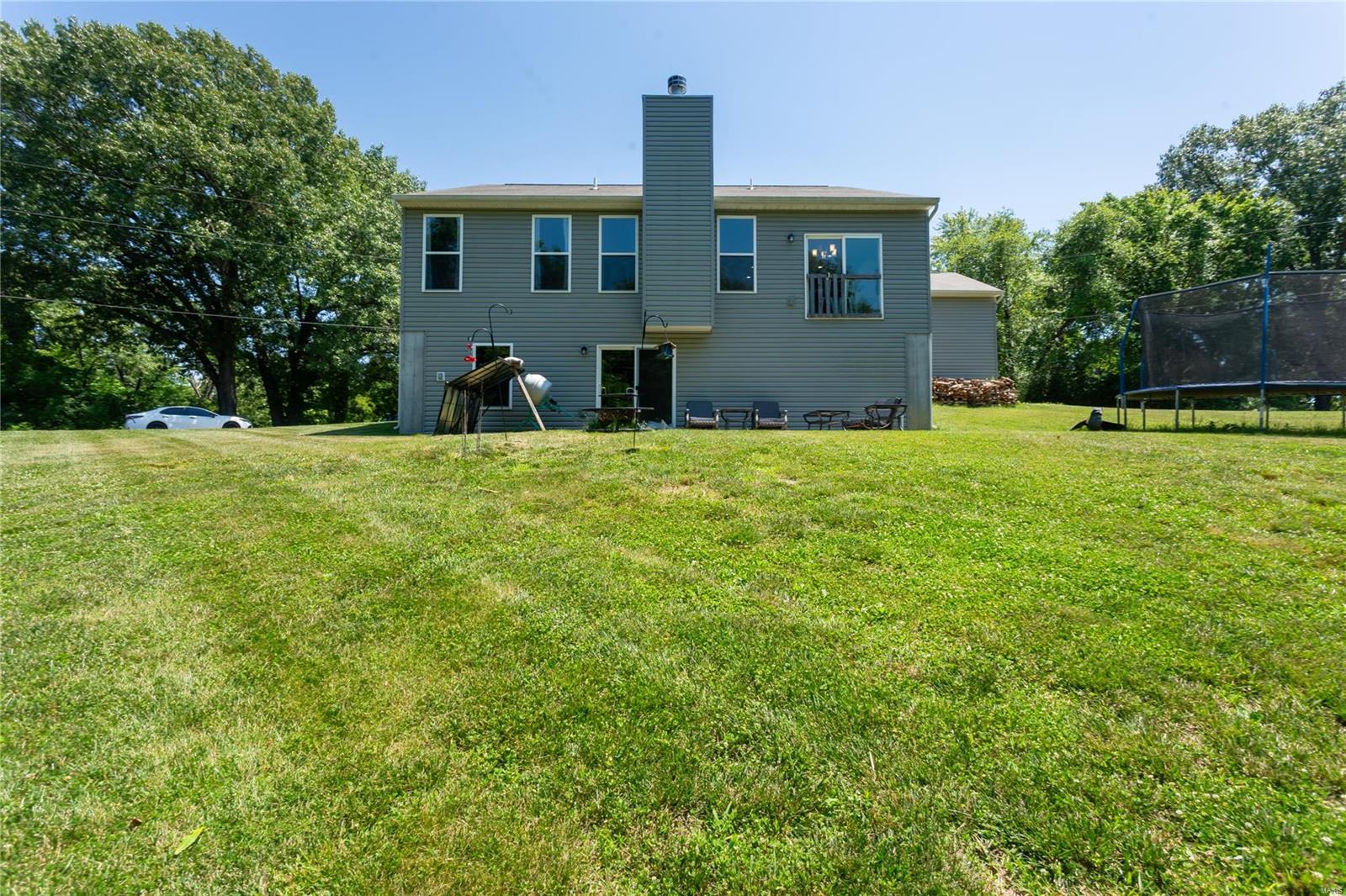 27 Eastview Drive