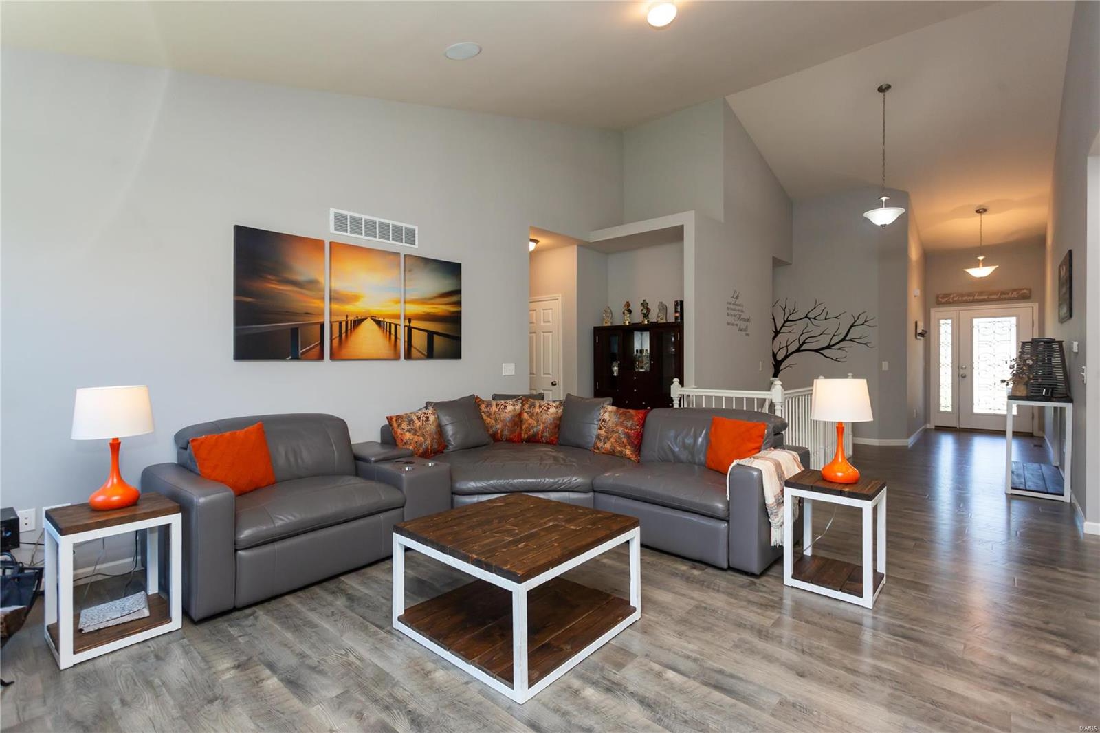27 Eastview Drive