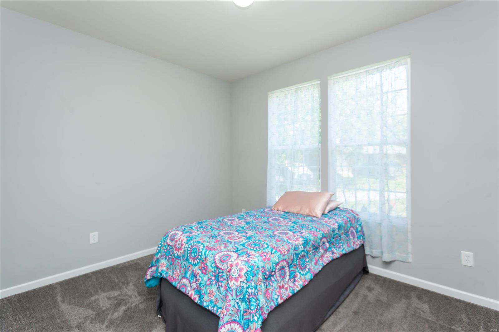 27 Eastview Drive