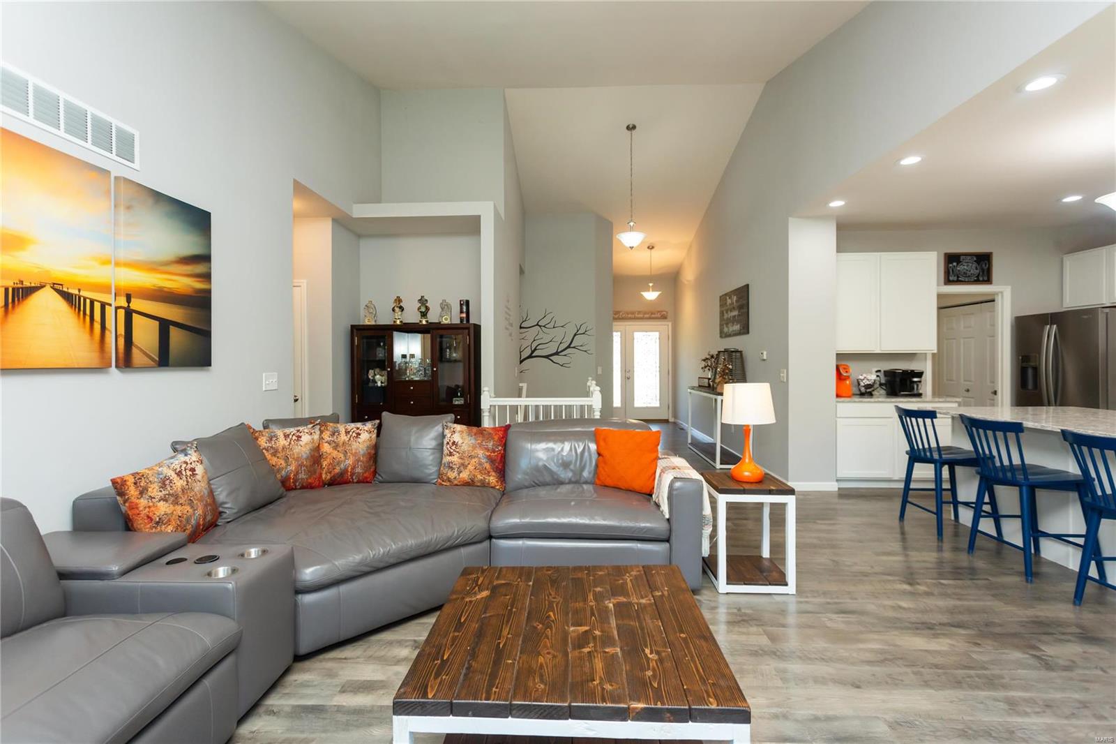 27 Eastview Drive