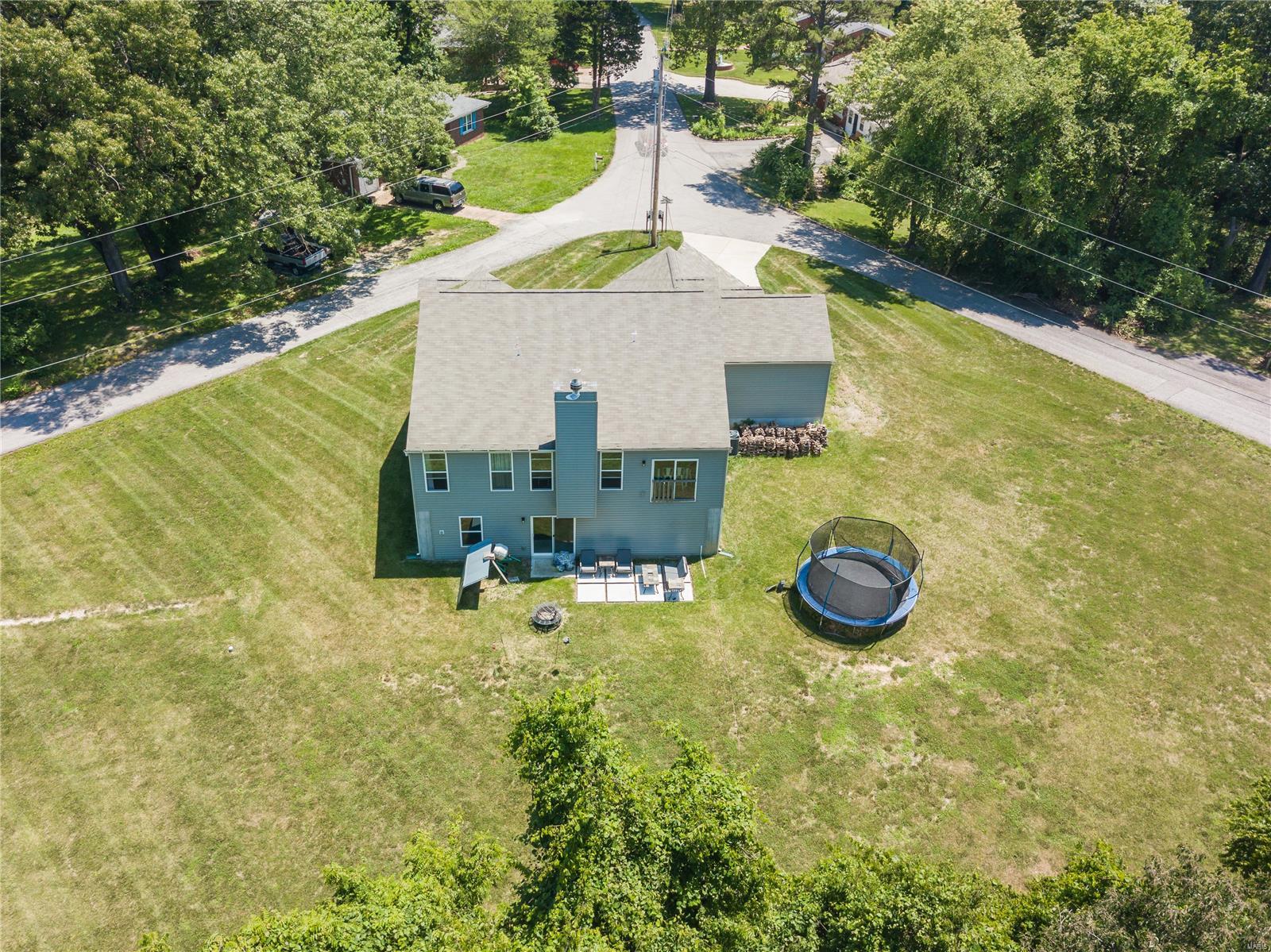 27 Eastview Drive
