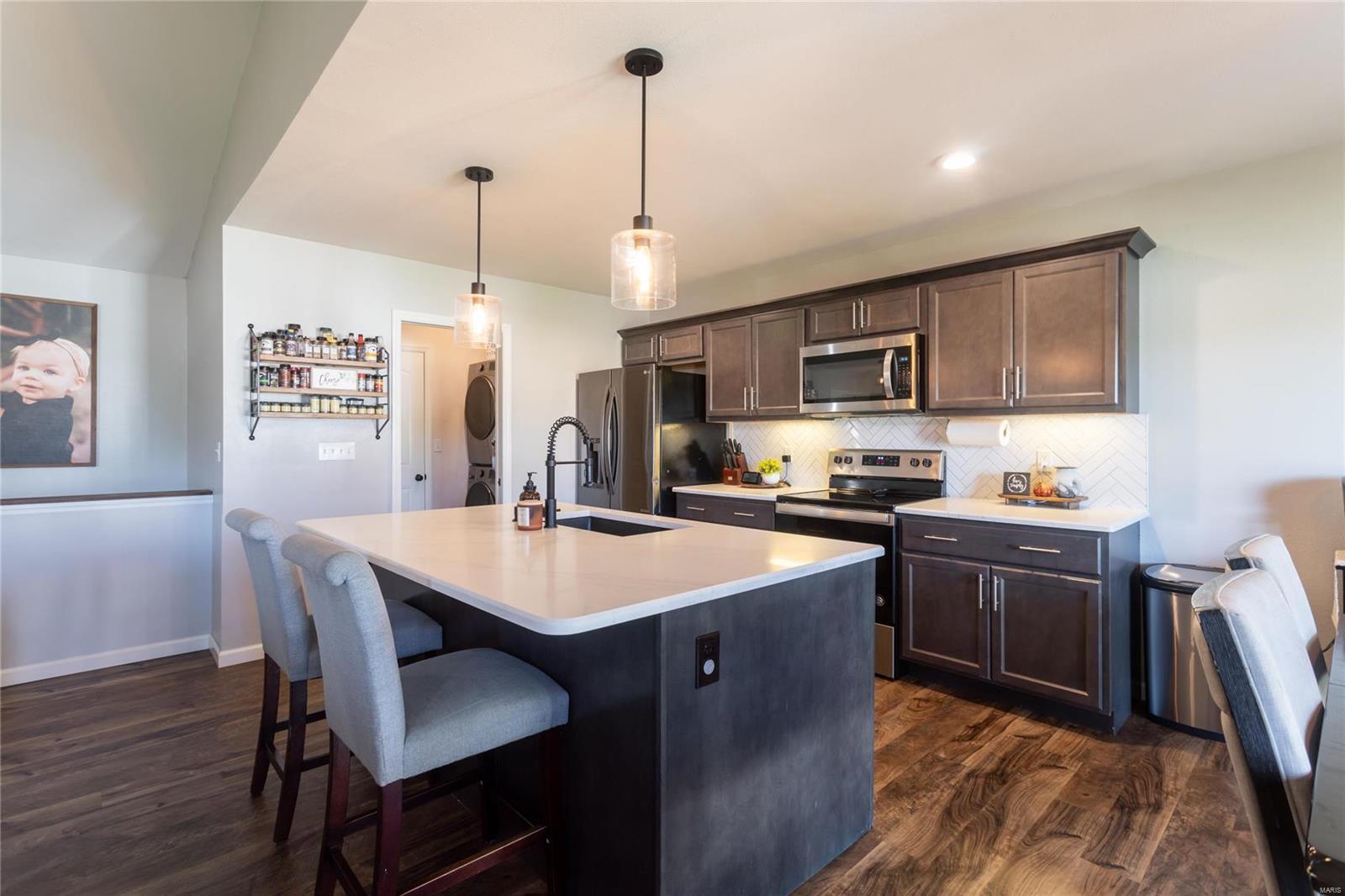 207 Regal Court
