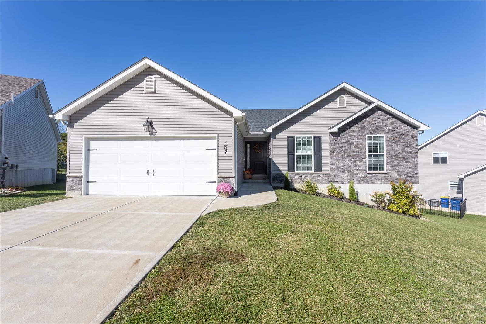 207 Regal Court