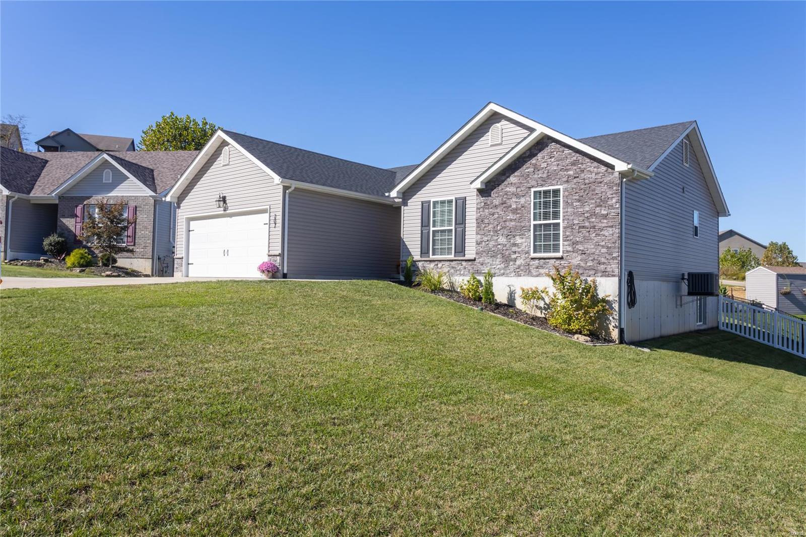 207 Regal Court