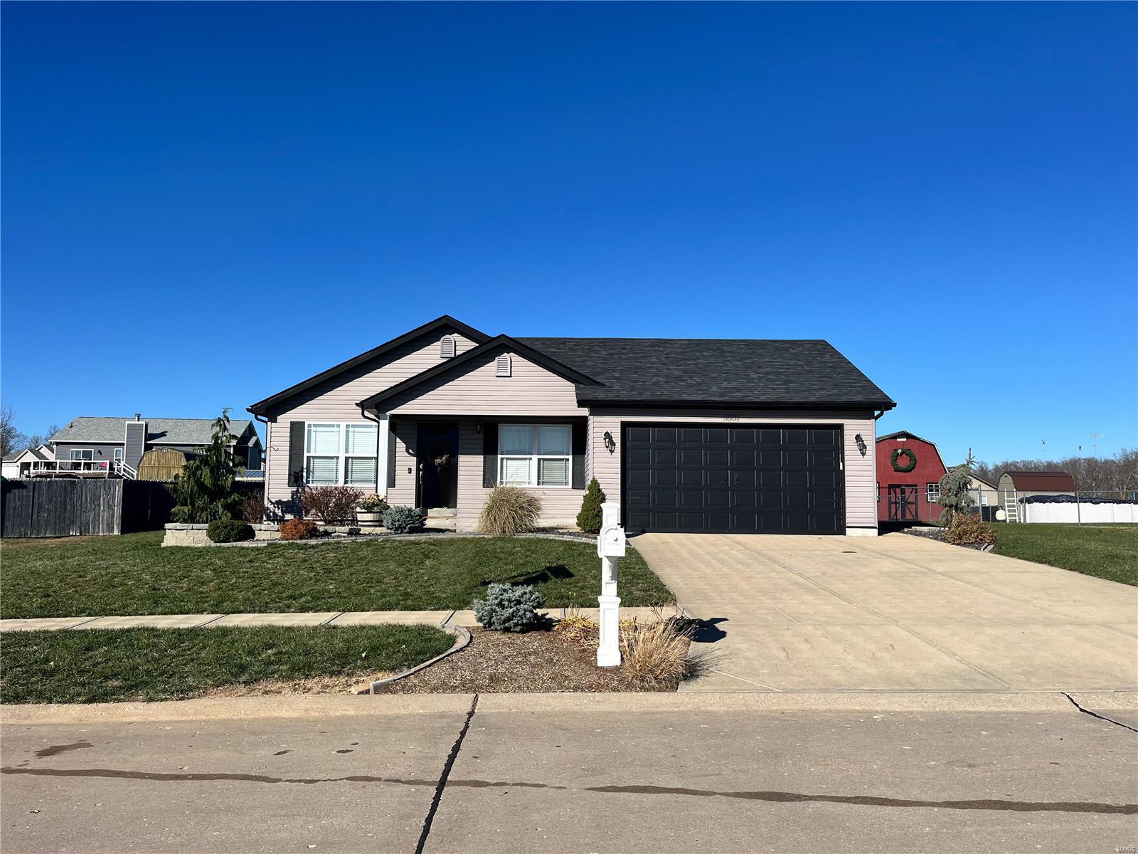 5507 Red Tailed Hawk Drive