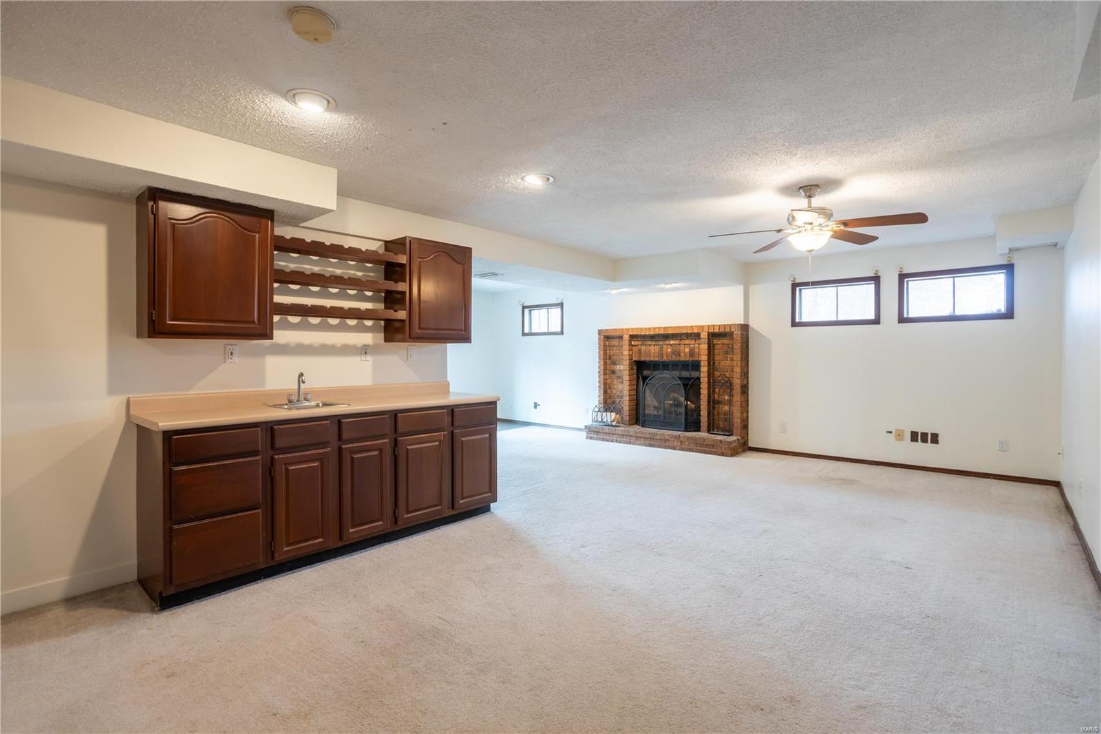 6913 Wellsford Court