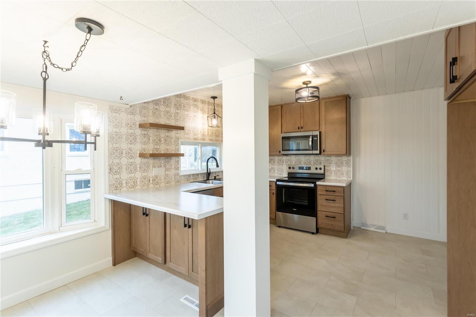 1409 W Main Street