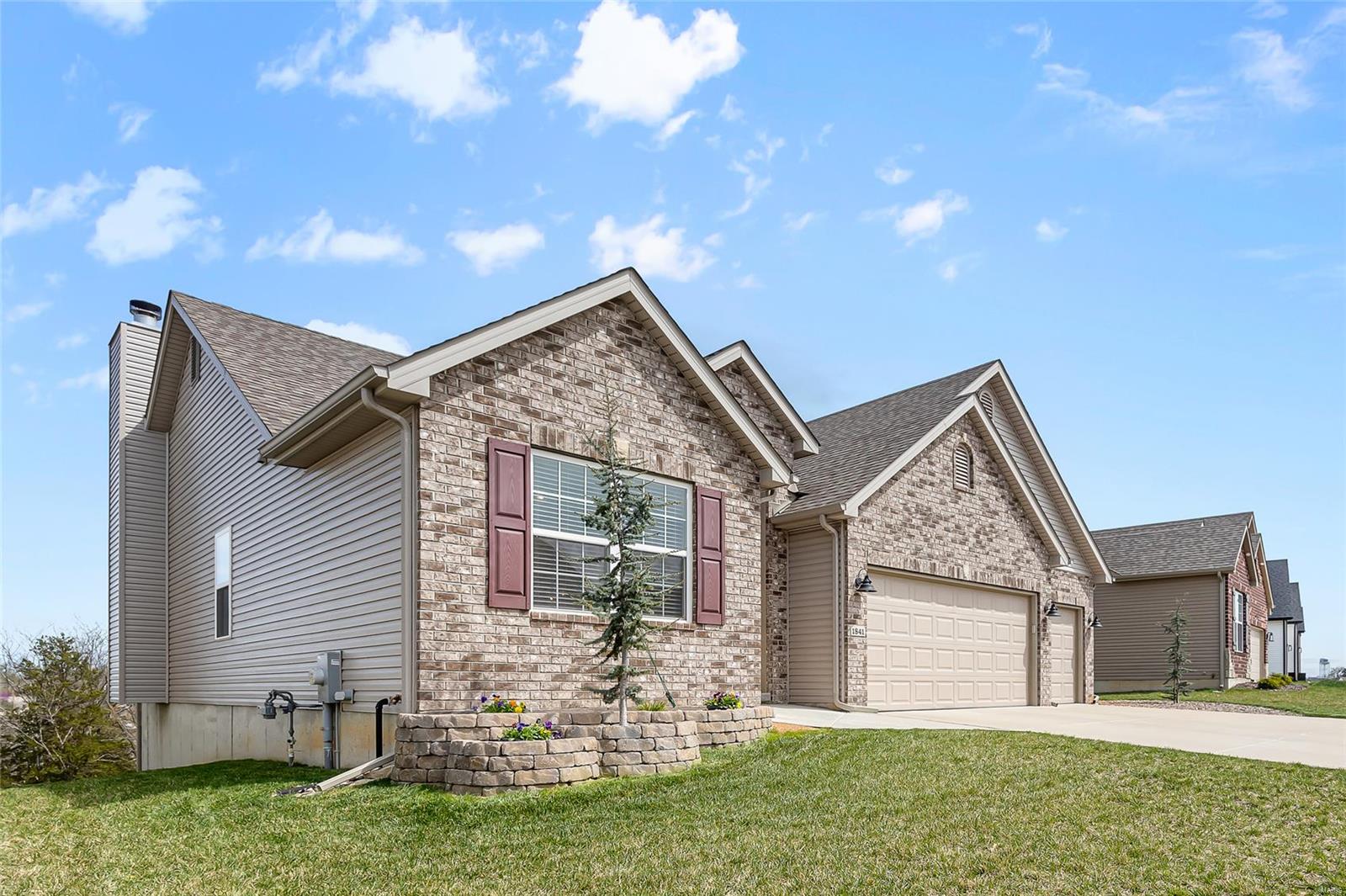 1841 Sunset Ridge