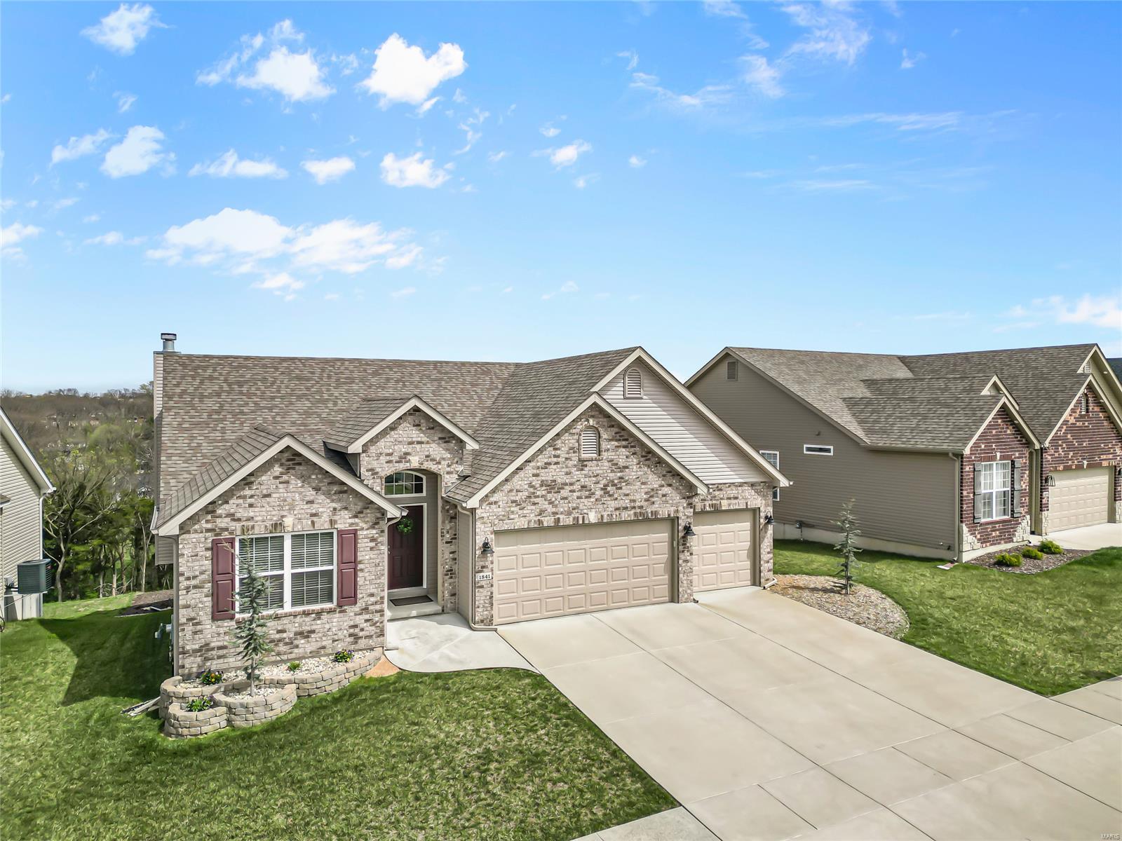 1841 Sunset Ridge