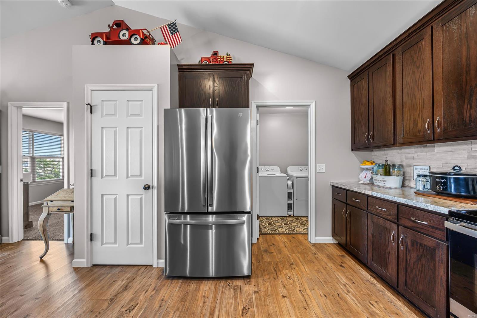 1841 Sunset Ridge