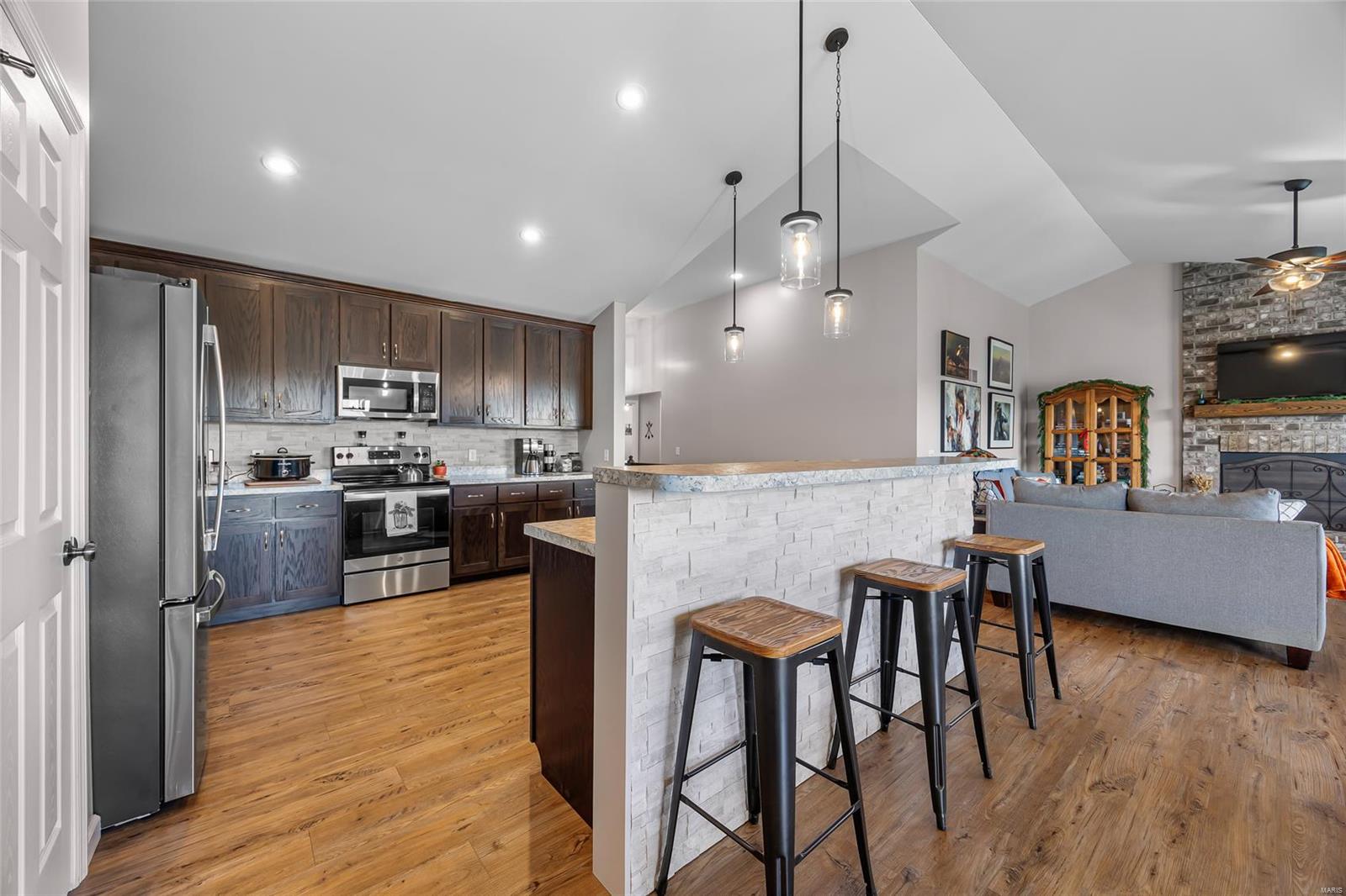 1841 Sunset Ridge