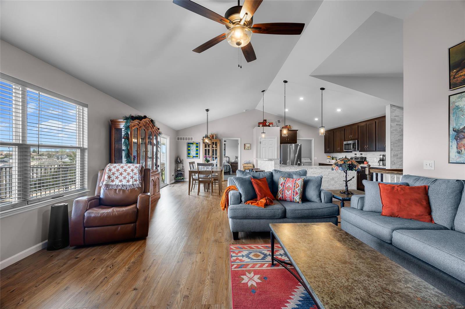 1841 Sunset Ridge