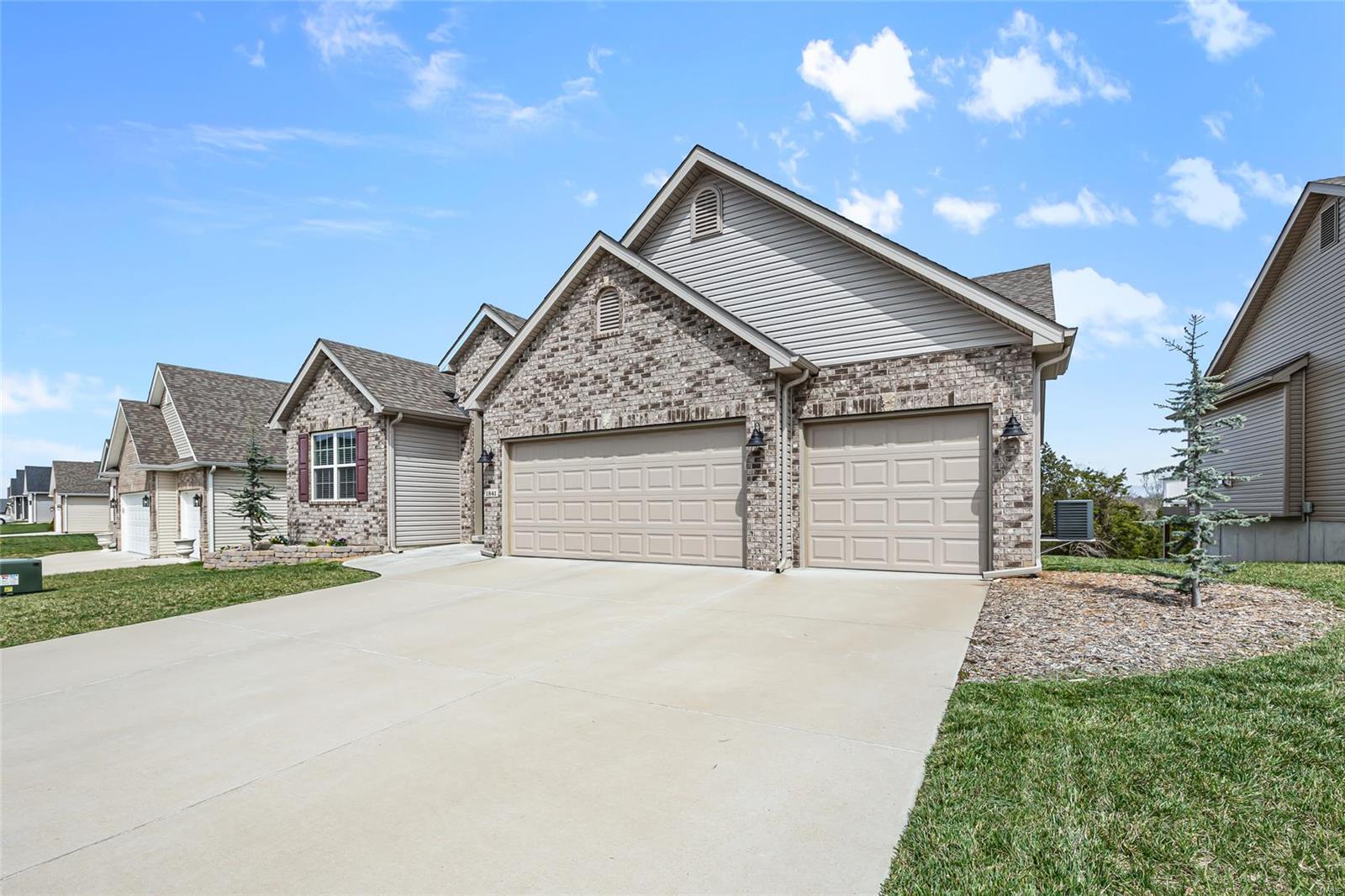 1841 Sunset Ridge
