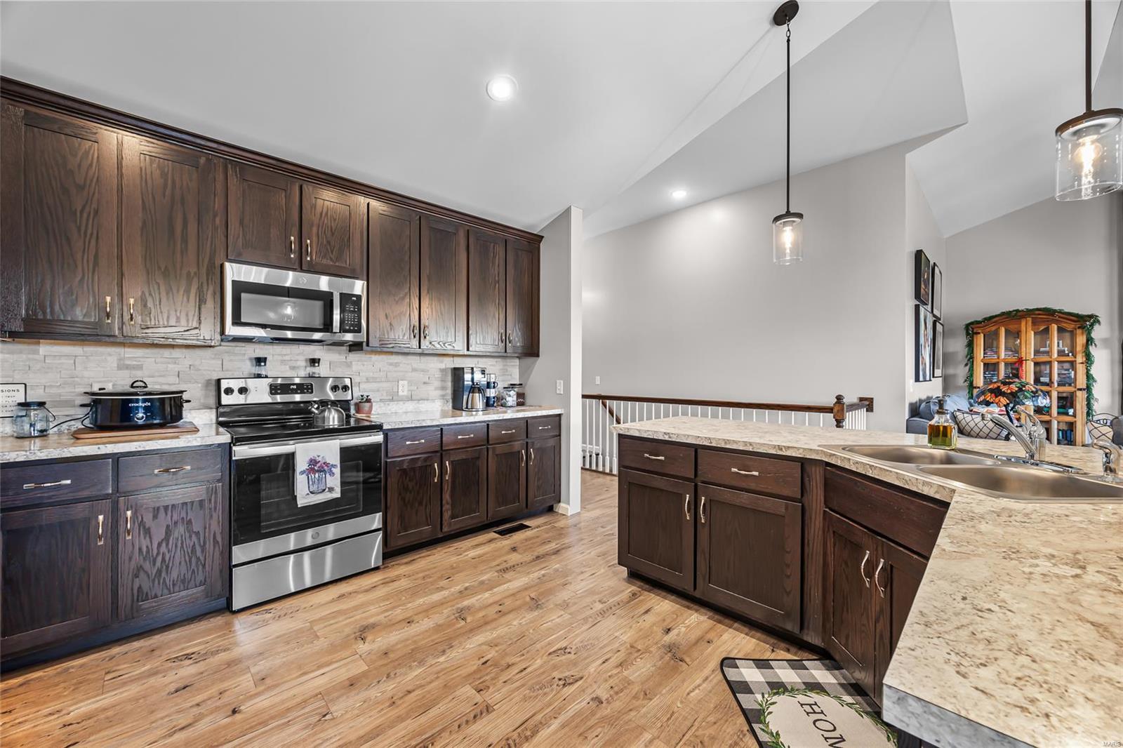 1841 Sunset Ridge