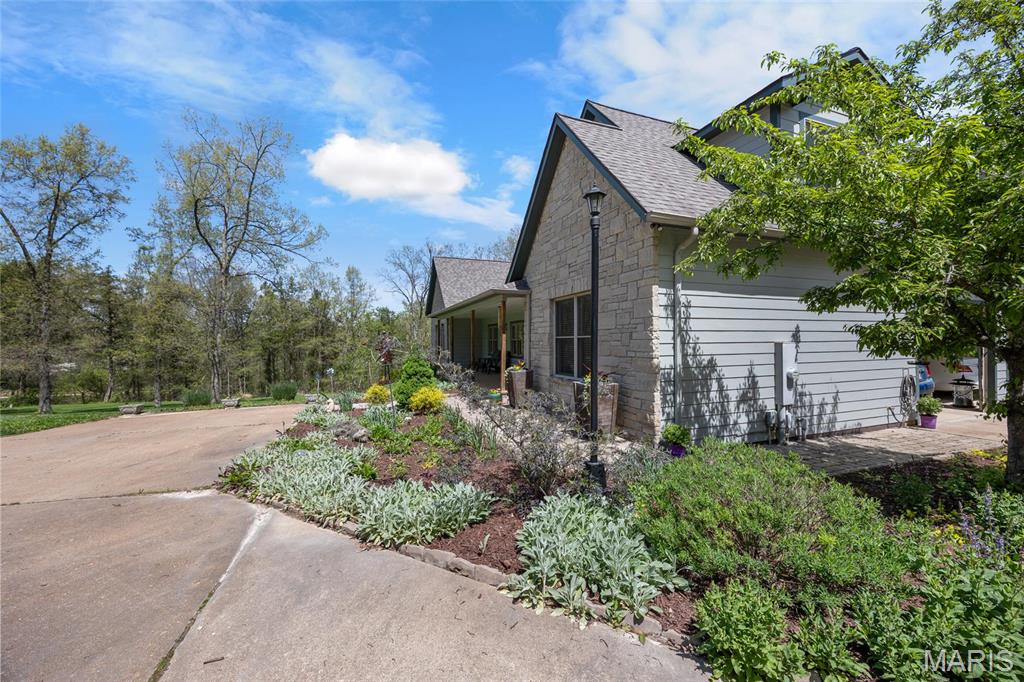 13162 Golden Brook Lane