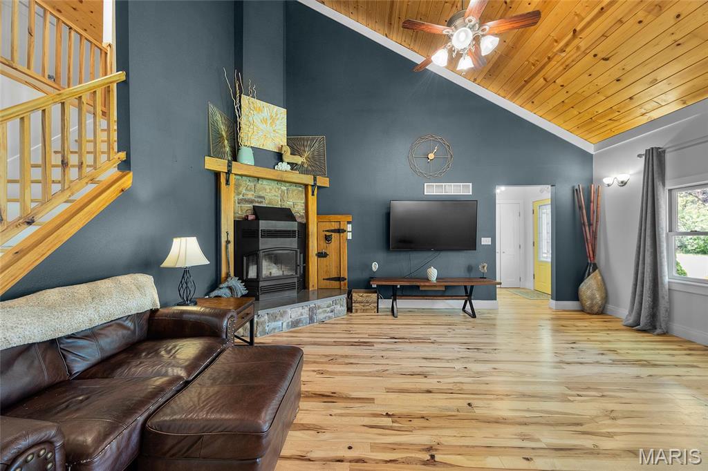 13162 Golden Brook Lane