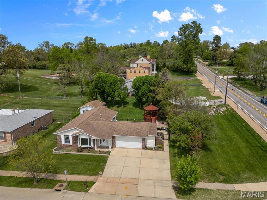4611 McIlroy Drive