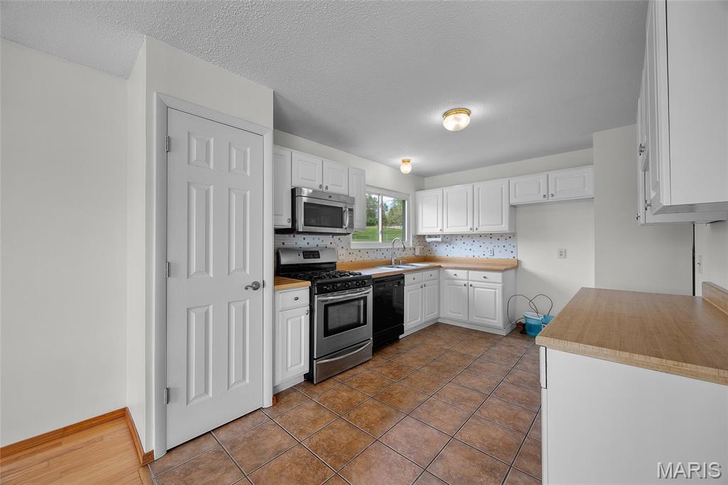 4611 McIlroy Drive