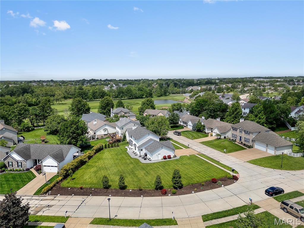 2 Coalter Court