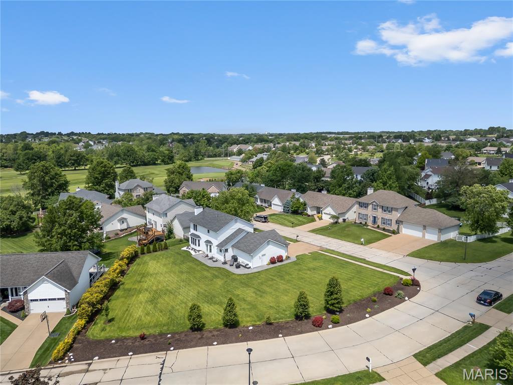 2 Coalter Court