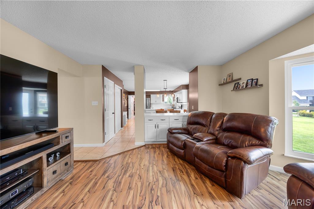 2 Coalter Court
