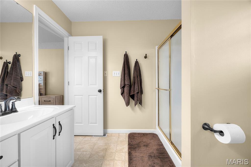 2 Coalter Court